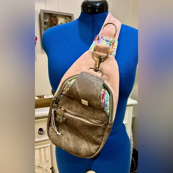 Stylish Pink and Brown handmade by JoJo crossbody bag - Picture 2 of 10